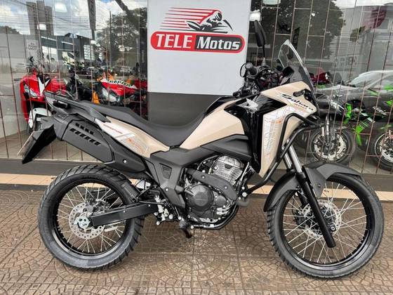 HONDA XRE 300 SAHARA ADVENTURE HONDA XRE 300 SAHARA ADVENTURE